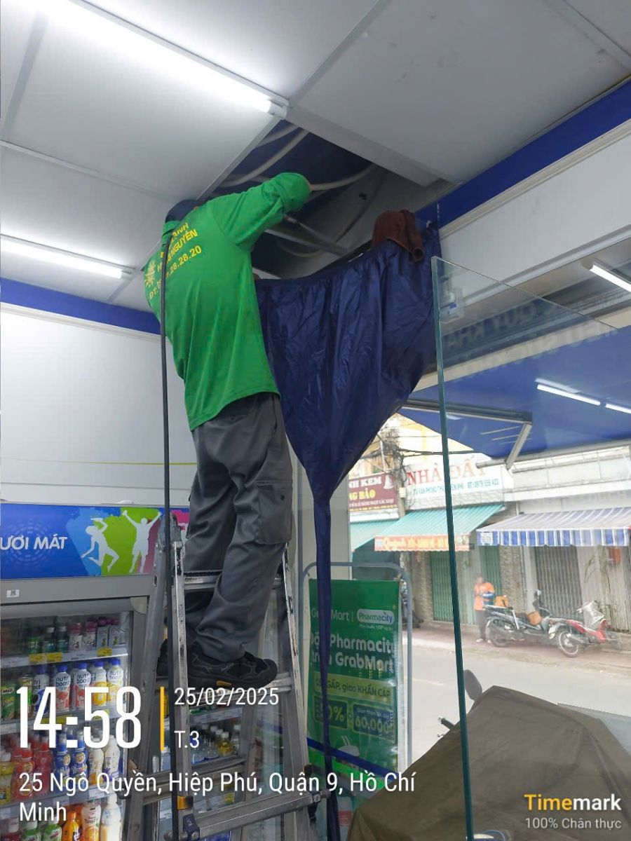dịch vụ vệ sinh máy lạnh 